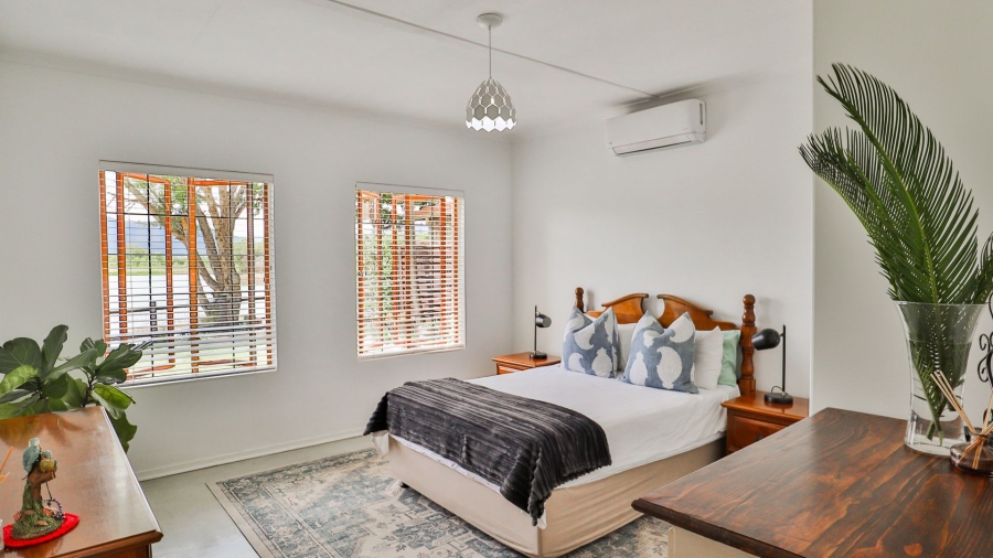 3 Bedroom Property for Sale in The Coves North West
